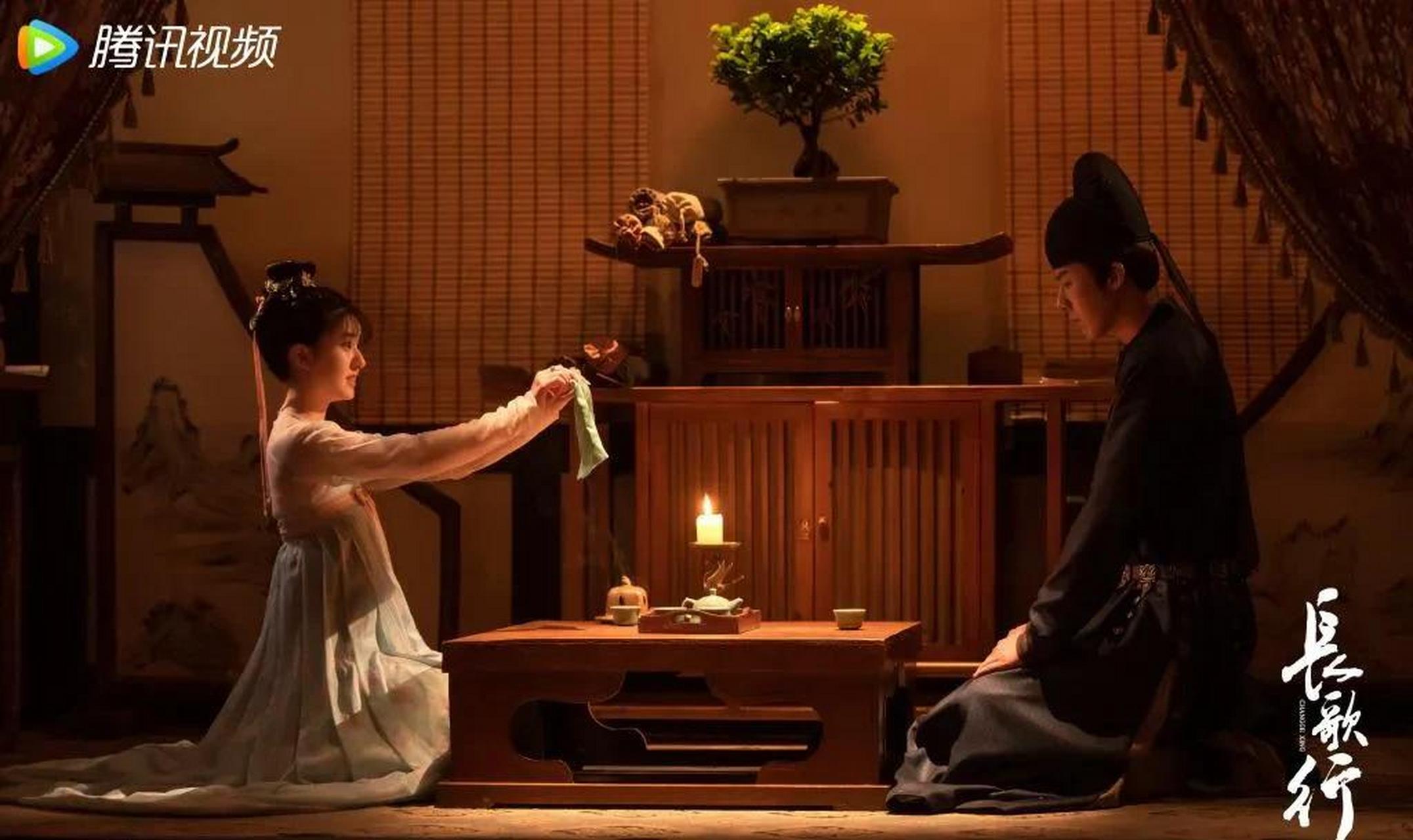 gif创作人# 林志玲在大连拍广告的时候意外坠马,6根肋骨骨折.