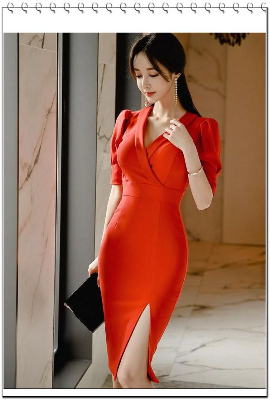 韩国美女模特孙允珠,红色深v修身长裙,娇艳动人耀如春华