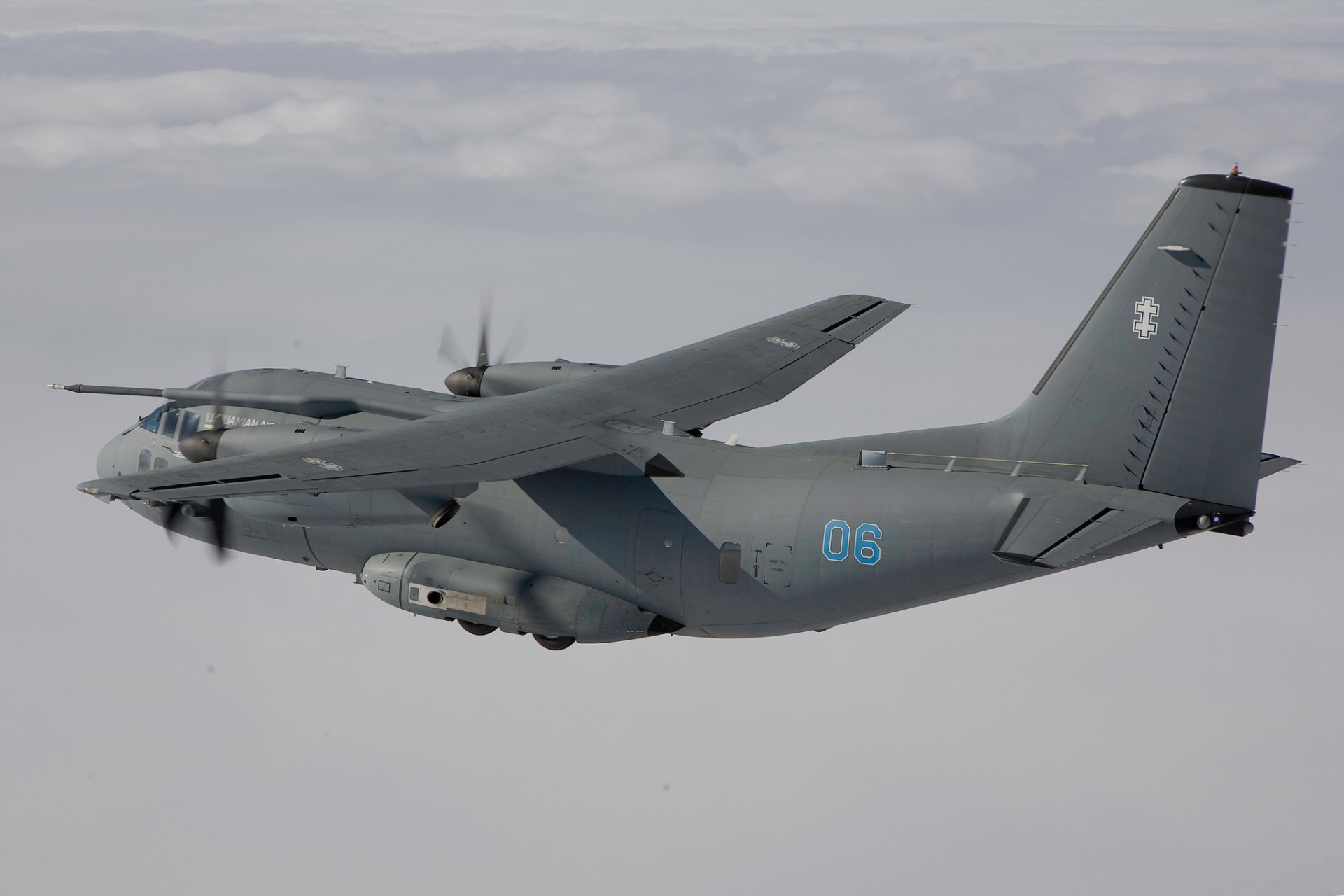 立陶宛空军的c27j spartan将以动态和静态的方式展示其能力.