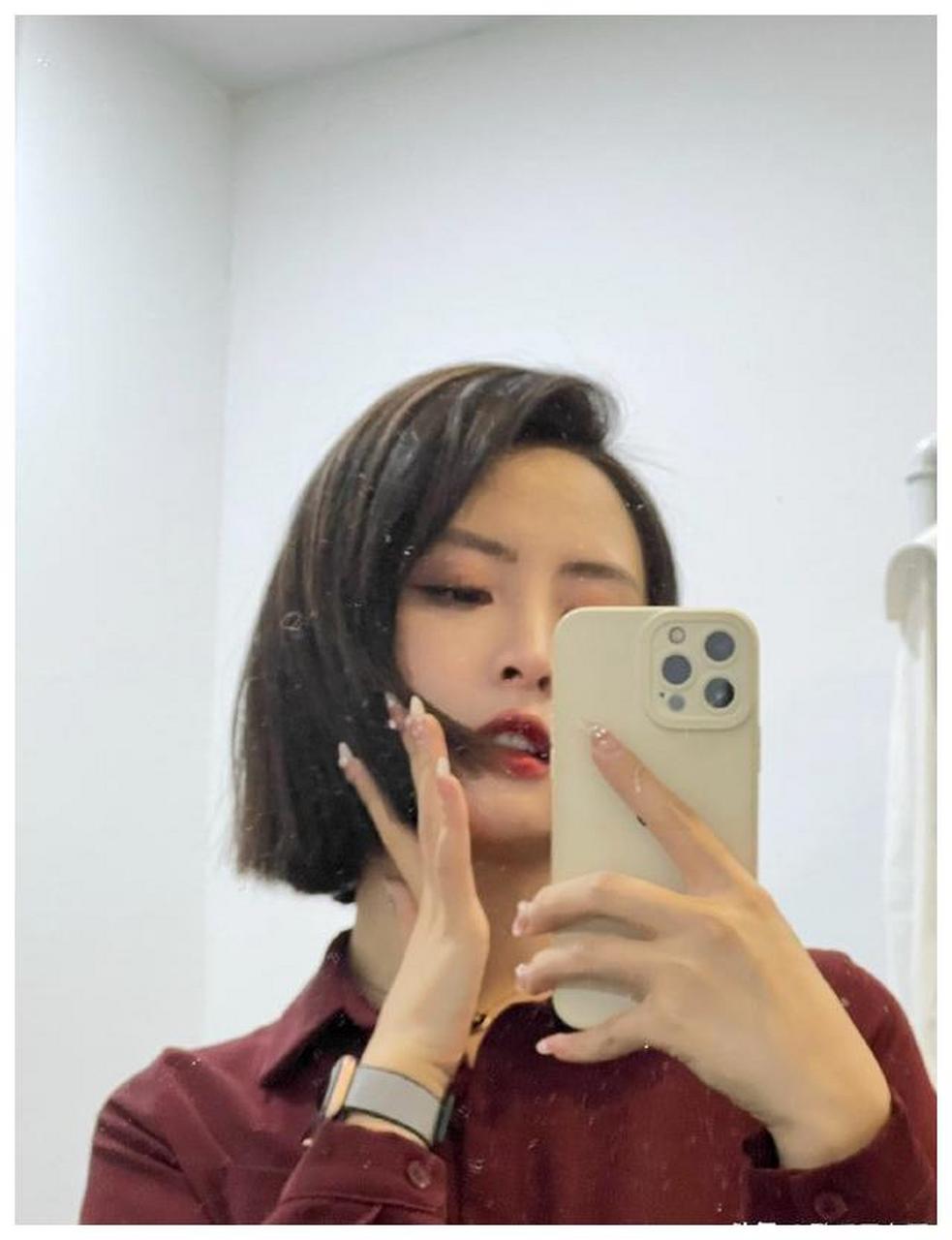 nba美女主播果果迷人美照欣赏,好漂亮啊