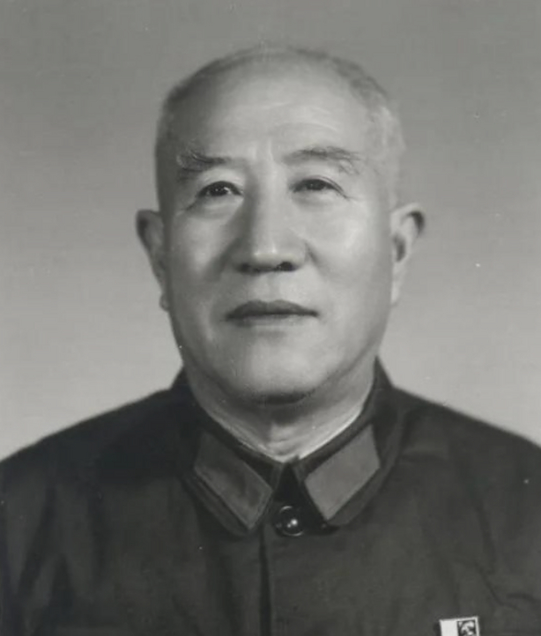 1905年,韩振纪出生于河北 他自幼身体强壮,武艺高强,最大的梦想就是做