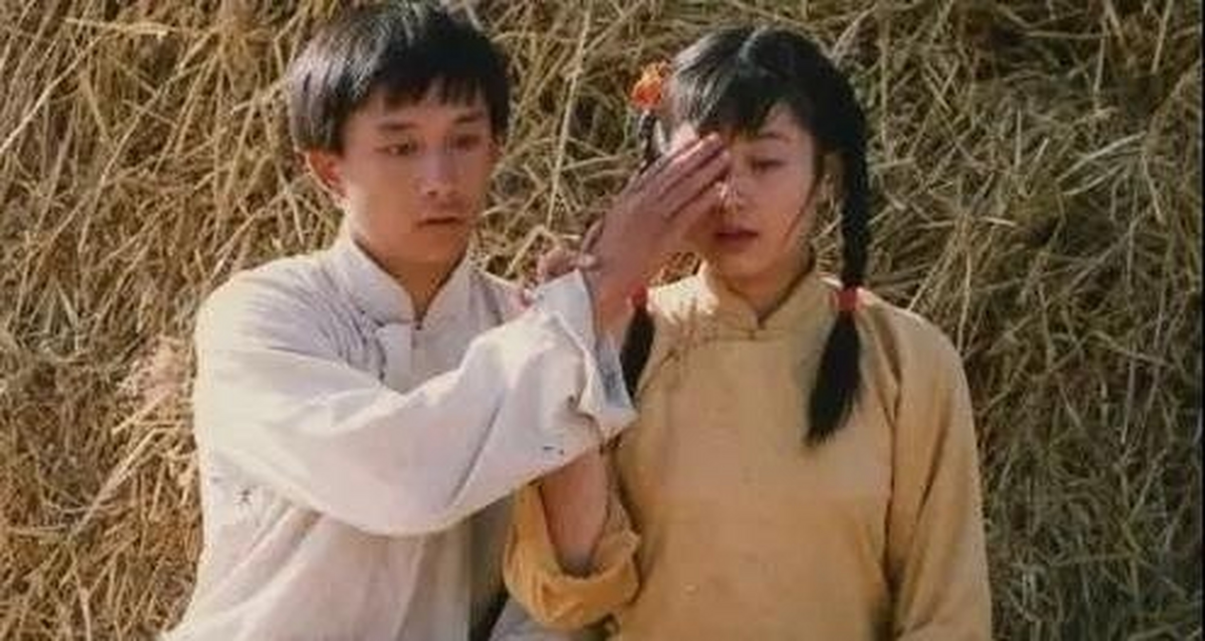 《来来往往》男主濮存昕称赞许晴:"许晴是一个很难得的,很纯粹的,纯情