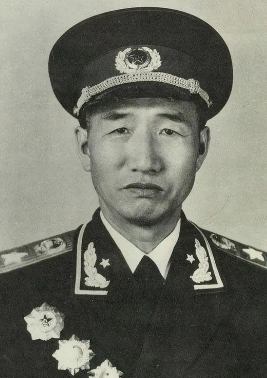 郑维山结束下放回北京,向首长反映生活困难,徐帅的做法很有水平 开国