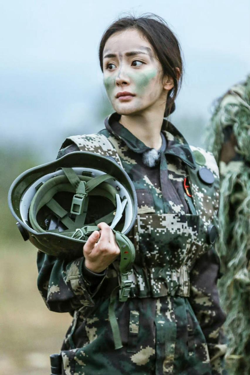 为什么我想起来了搜查官系列我去面壁#杨幂军装路透