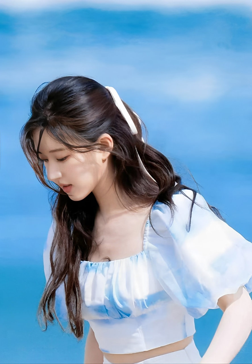 赵露思最新的海滩照片拍摄在这里!