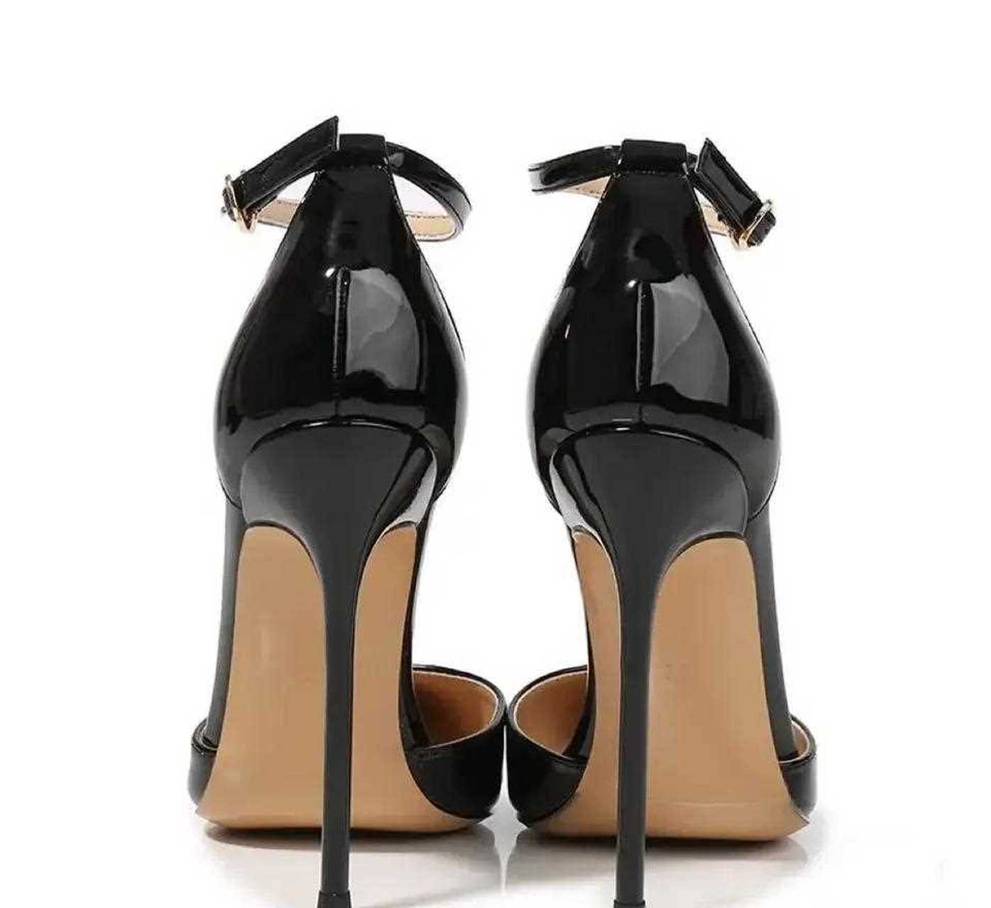 高跟鞋控穿搭黑色一字带12cm漆皮高跟鞋