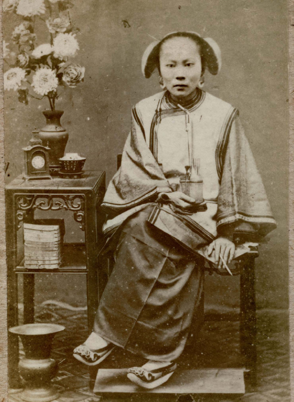 清朝老照片:从晚清到民国的女性服饰老照片