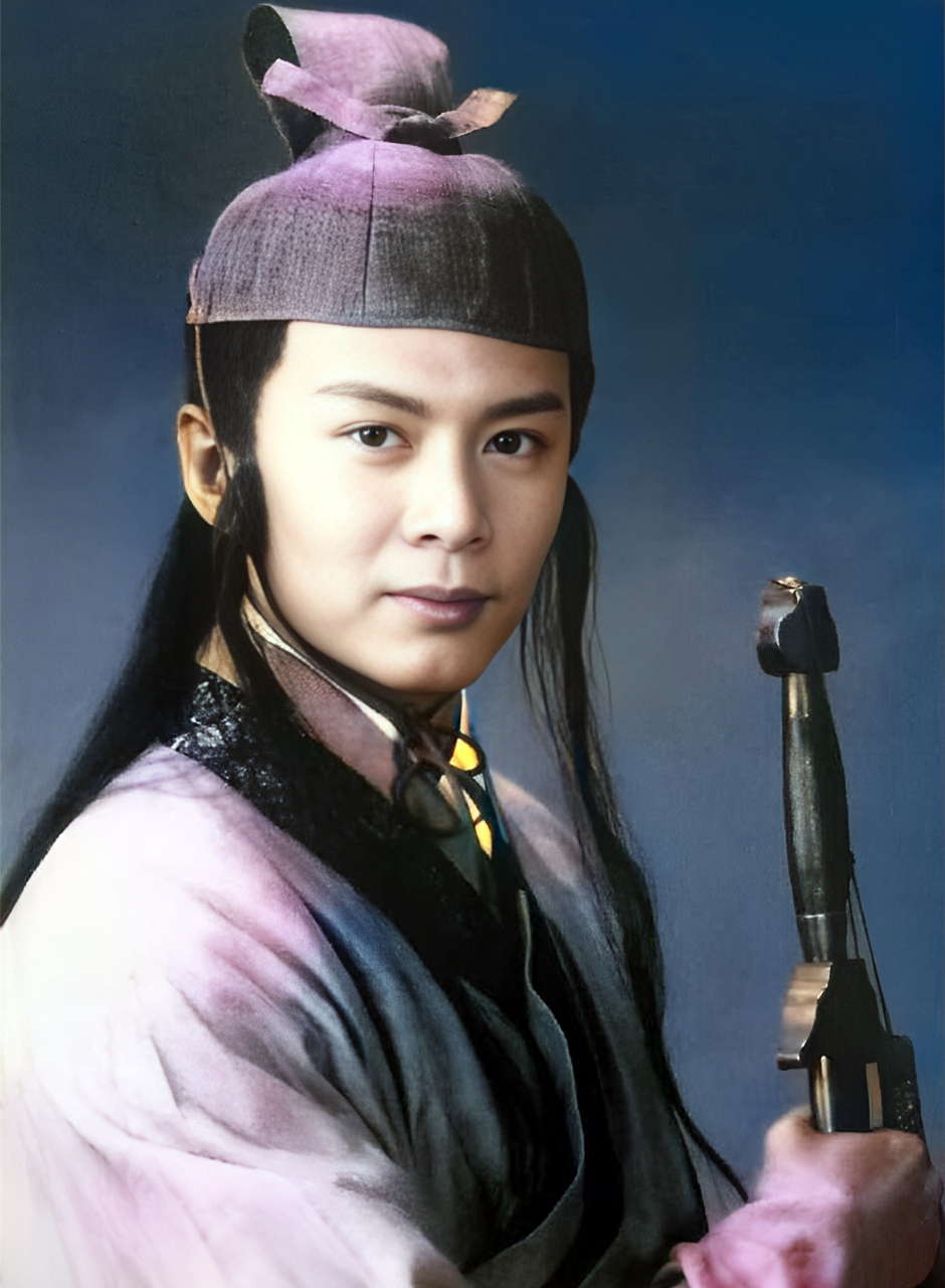 他就是宝生银行的大少爷何宝生