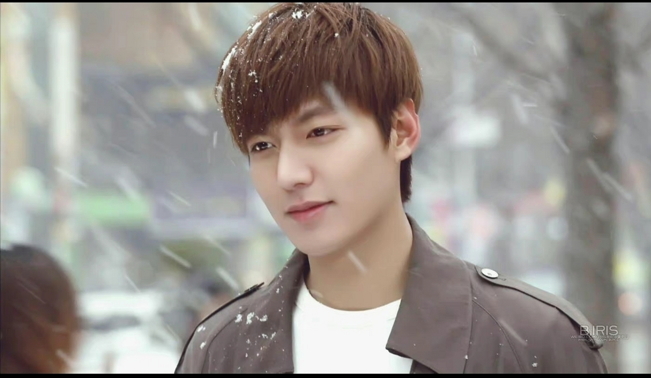 韩剧现偶男主角人设天花板 那必须得提《继承者们》里的金叹了,好想念