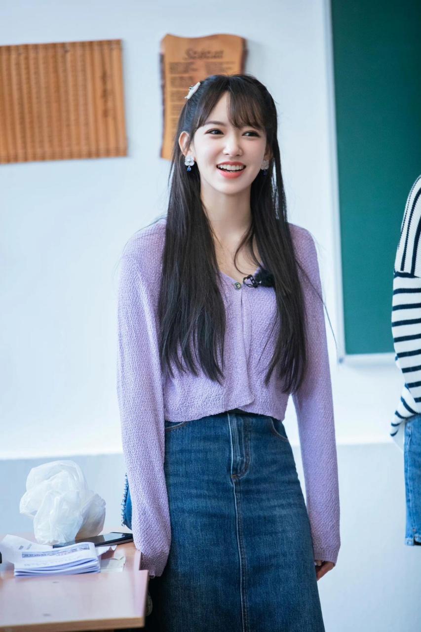 她笑起来真好看 程潇在《中餐厅》里好耿直 有话直说一女的.