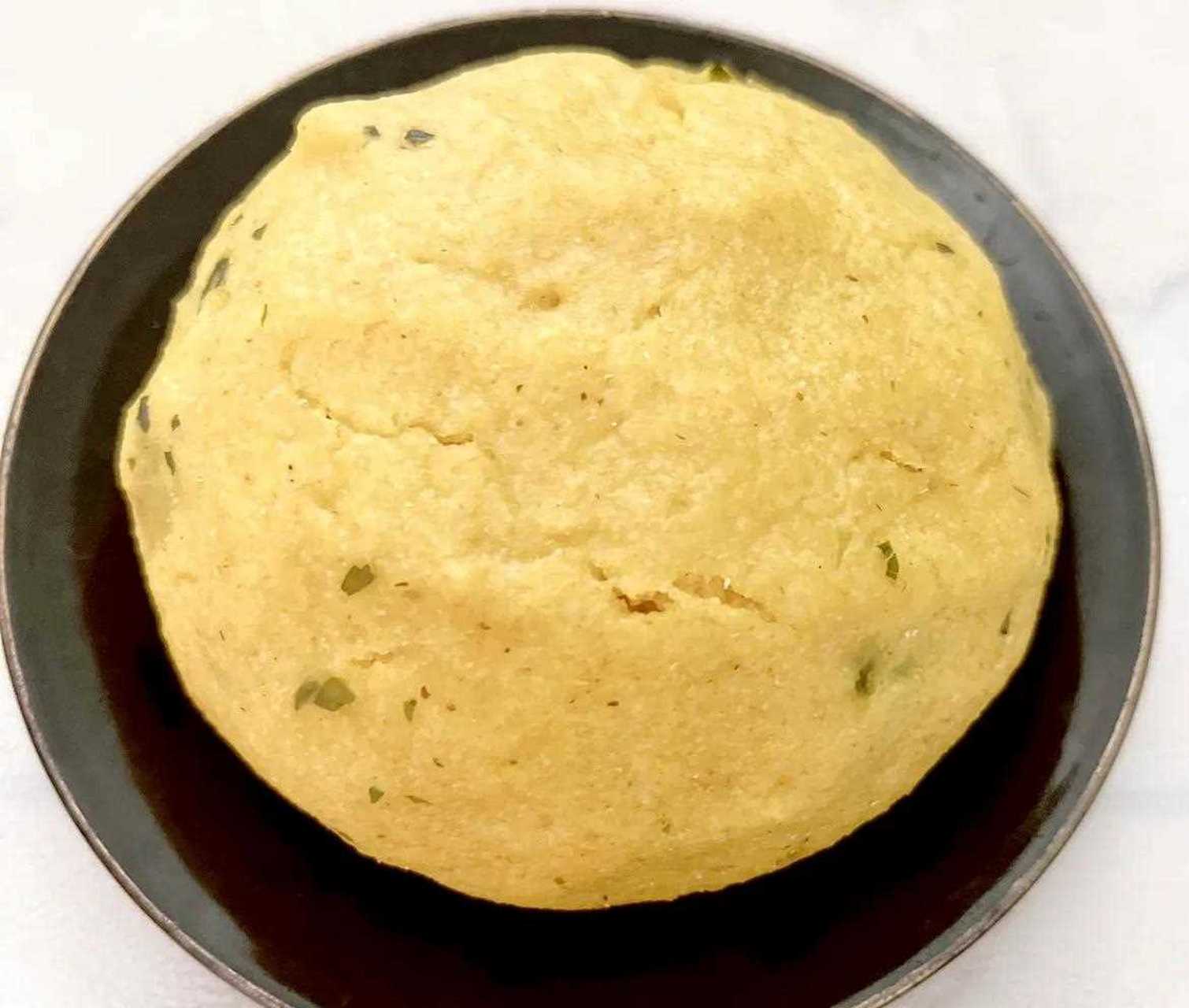 常吃粗粮有益身体健康, 玉米面菜饼子是餐桌上的常客![偷笑]  [二哈]