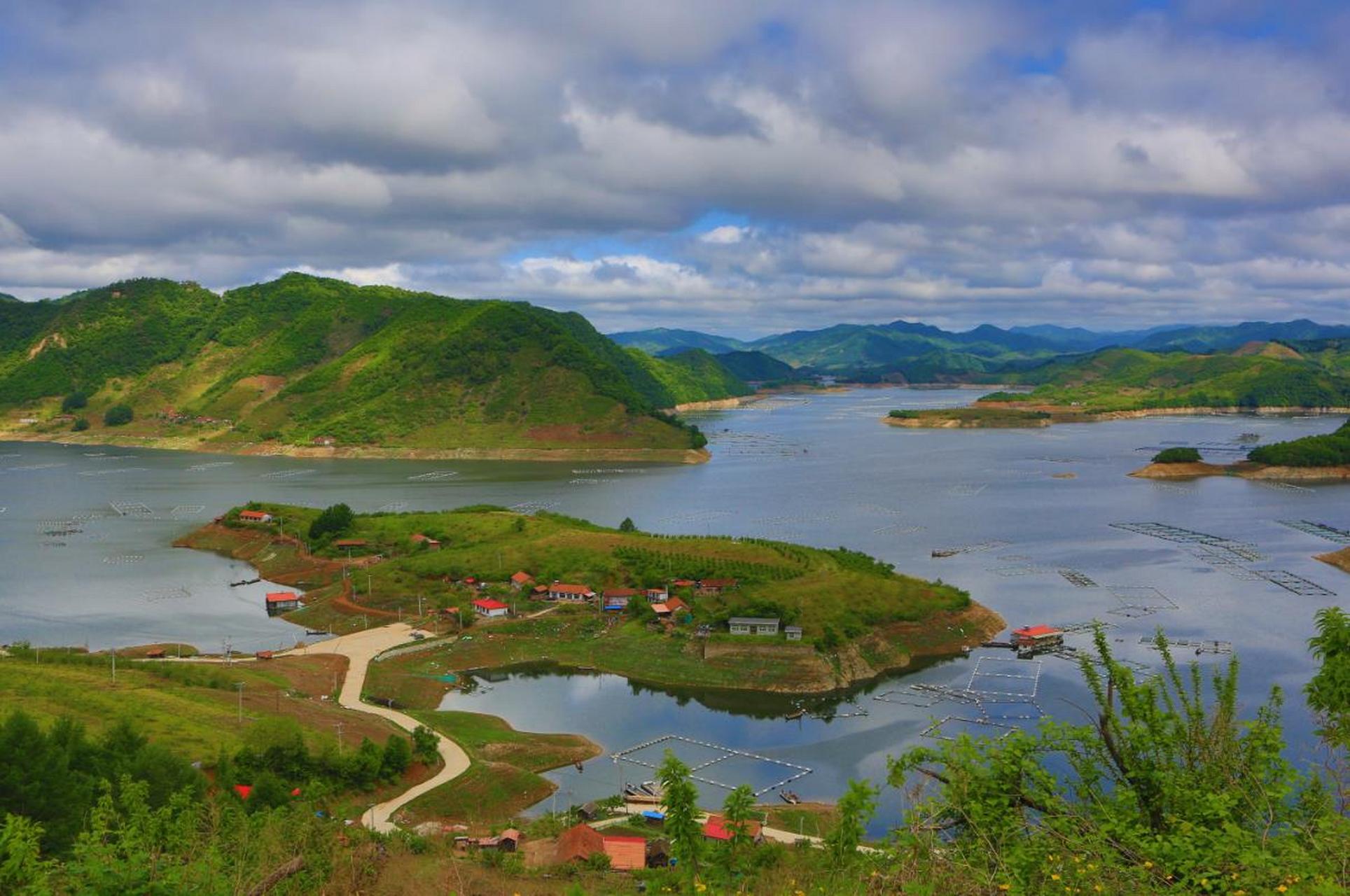 网红打卡地辽宁杠杠滴##美好辽宁欢迎您# 宽甸县摄影家协梁广军:初夏
