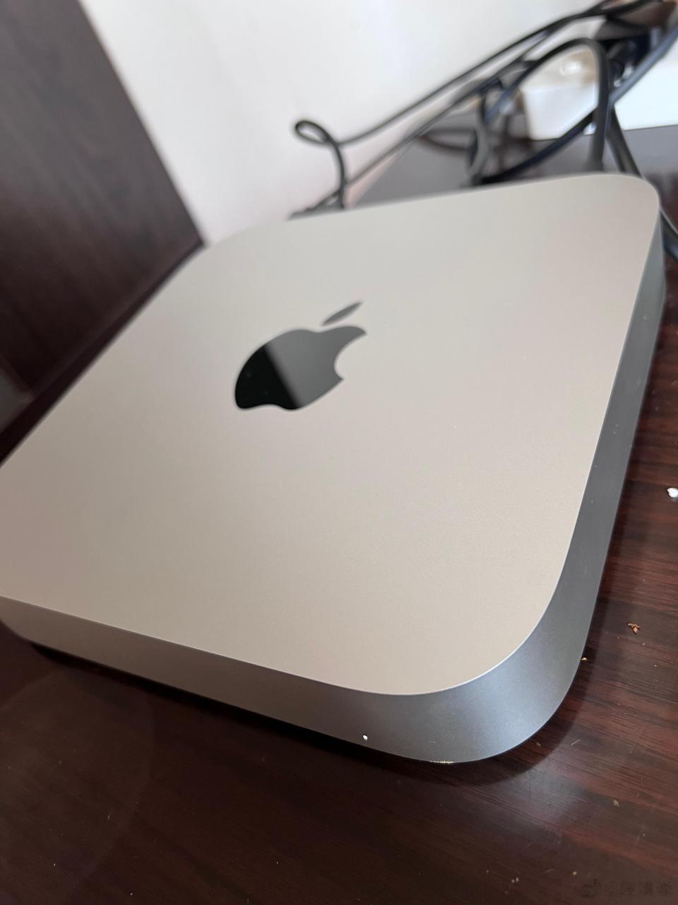 买了个m2版本的mac mini,连了wi-fi,网速特别慢,还搞得手机断开wi-fi
