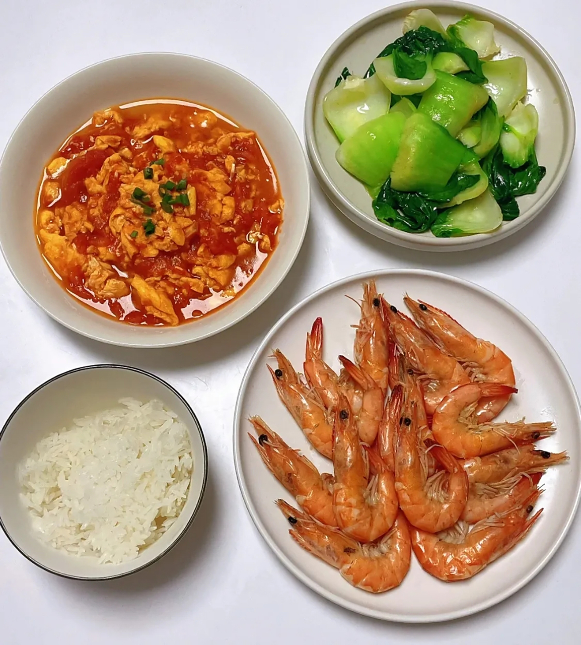 图一,广东普通家庭的晚餐 图二,江苏普通家庭的晚餐 图三,福建普通