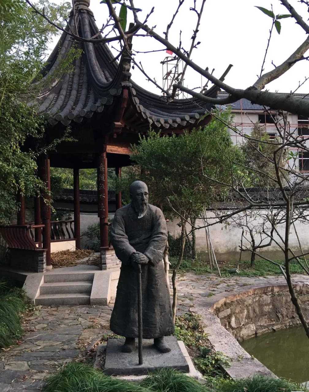 黄昏时分,踏着夕阳的余晖进入常熟翁同龢的故居瓶隐庐,瓶隐,守口如瓶