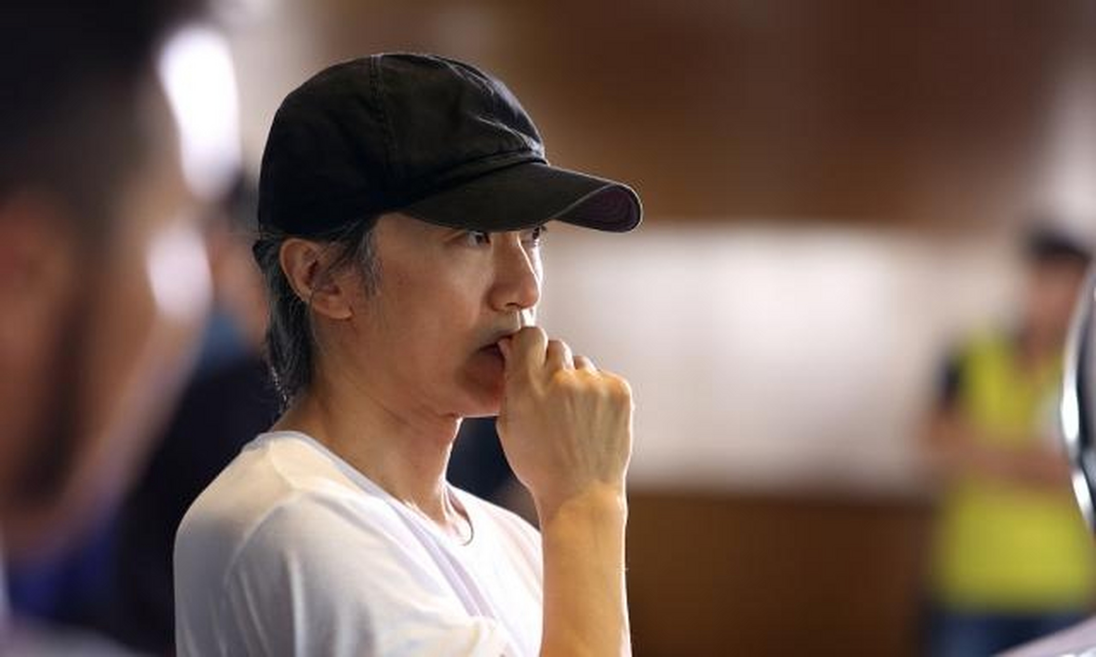 这部电影就是《霹雳先锋》,周星驰在里面扮演一个浪荡江湖的小弟,并且