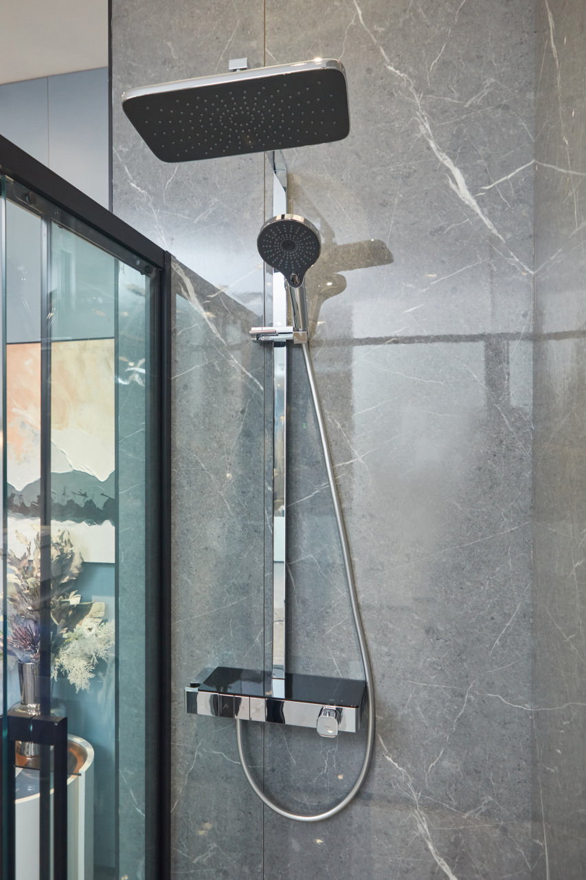 作为一个对生活品质有着挑剔要求的人,恒洁t8p恒温花洒完美满足了我对