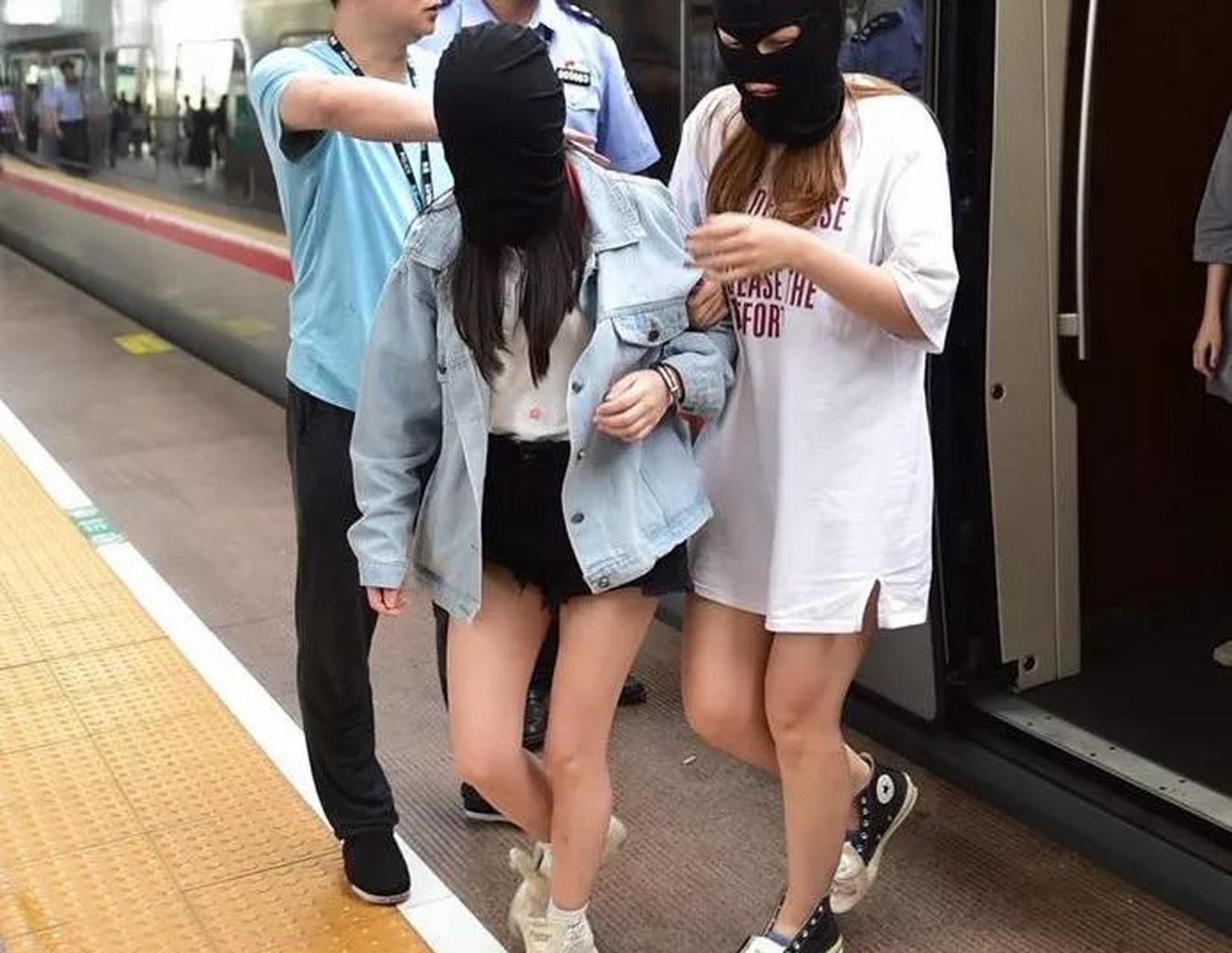 女子诈骗犯图片