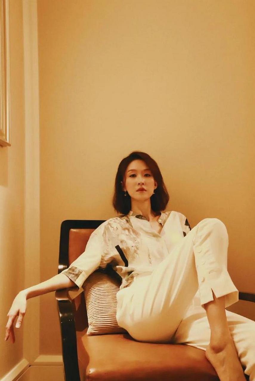 美女演员张雯写真