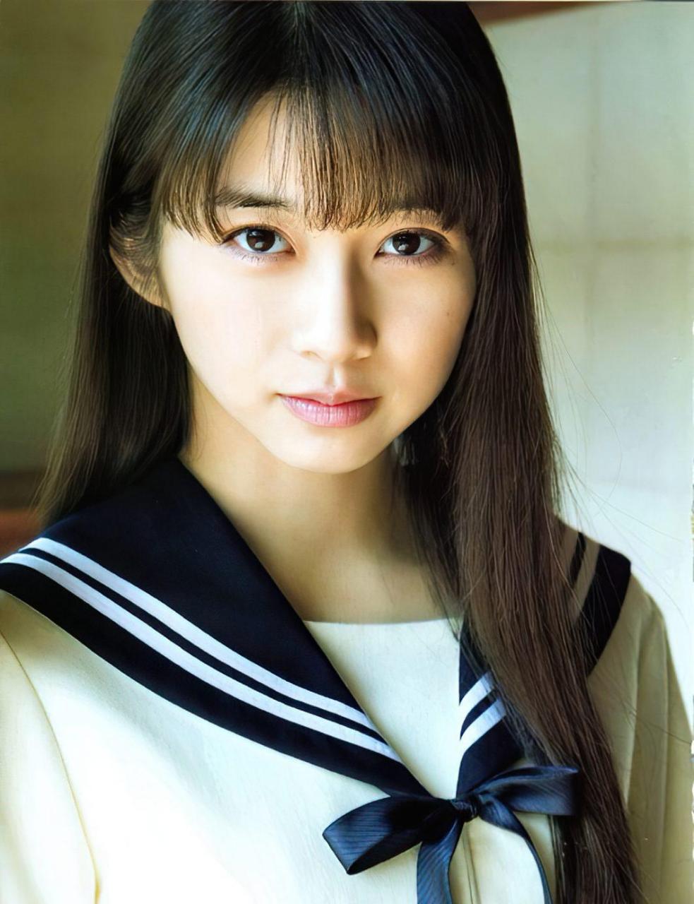 日系少女牧野真莉爱制服写真