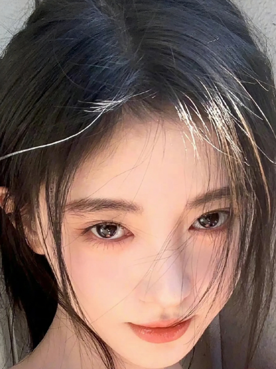 鞠婧祎高清壁纸,吊带上衣搭配橘黄色镂空短外套显得清纯唯美好看