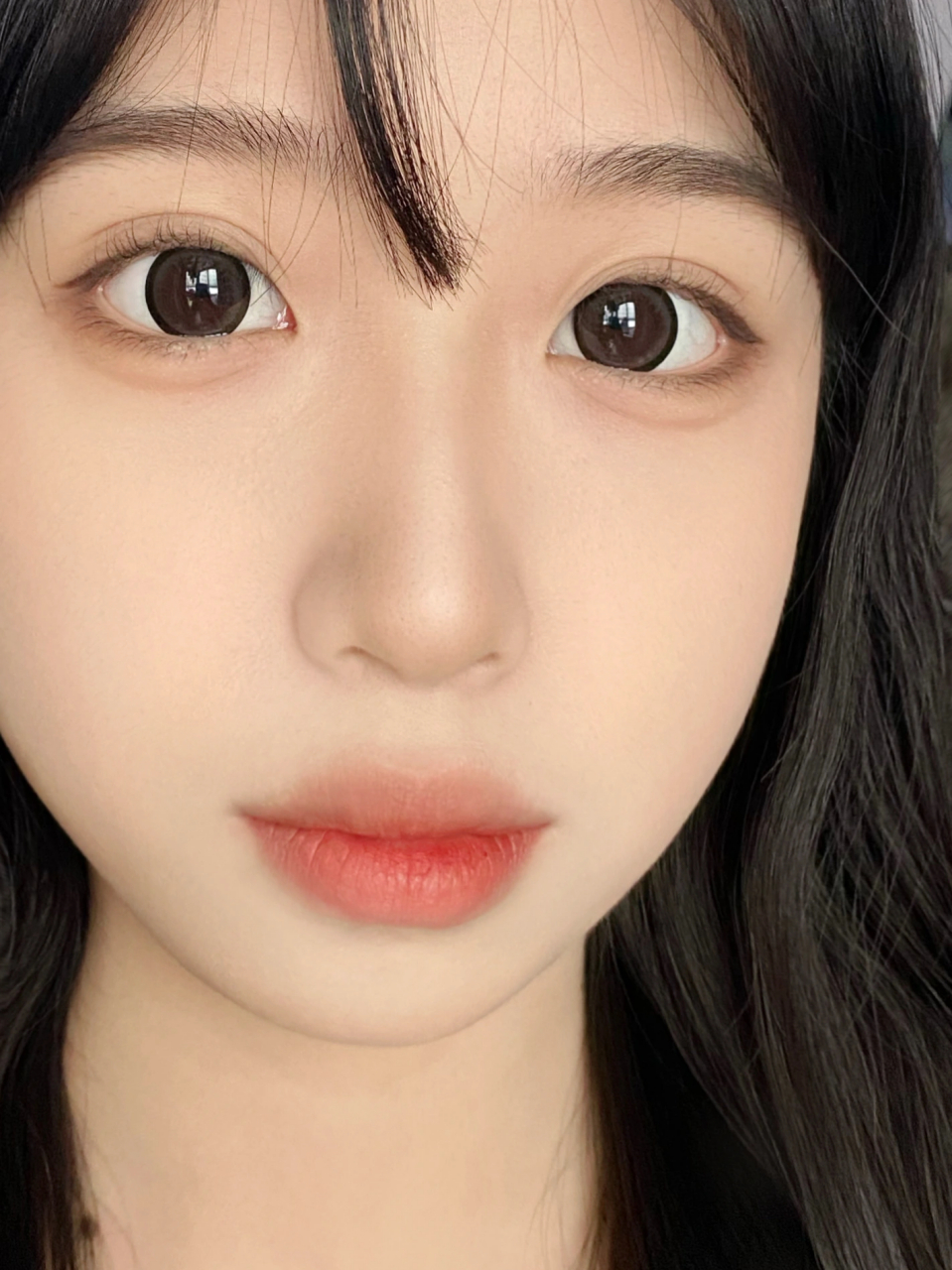 无辜感眼妆教程  好灵动啊~  卧蚕可以很好缩短中庭减少面部留白,增加