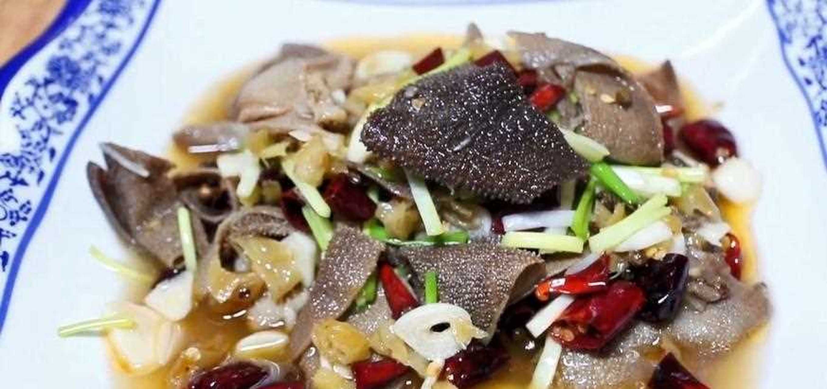 李姐做了一盘泡椒毛肚,家人吃完都说比吃火锅,做毛血旺好吃几倍 平时