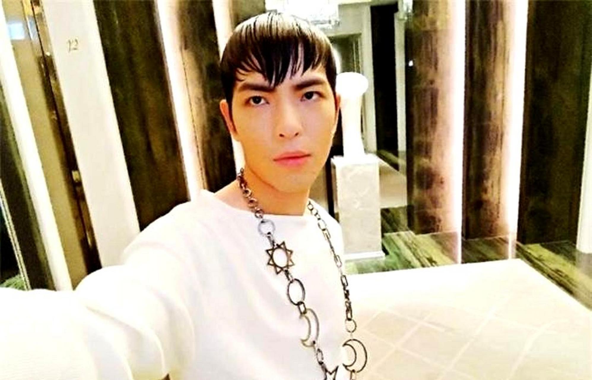 tony老师的发型给地主家的傻儿子做了,看来他可以下岗了.