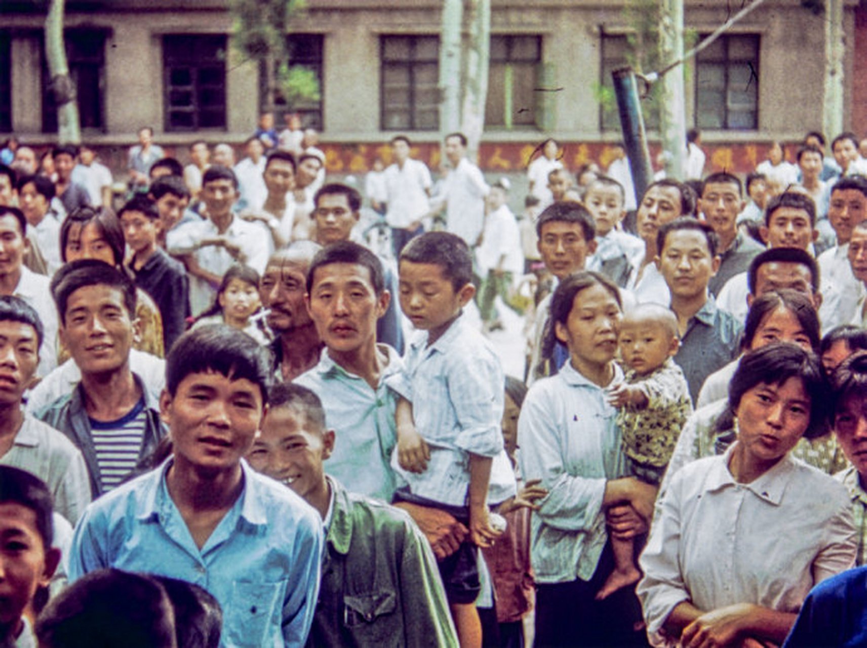 1976年,一个新时代的曙光正从东方升起