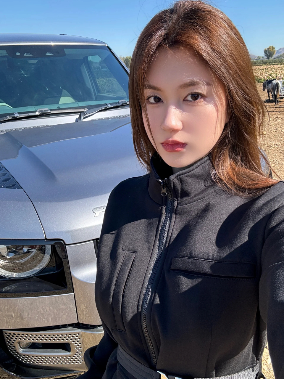 周六啦 趁着放假出门溜溜 追逐太阳  女生霸气大拍照姿势快学起来吧