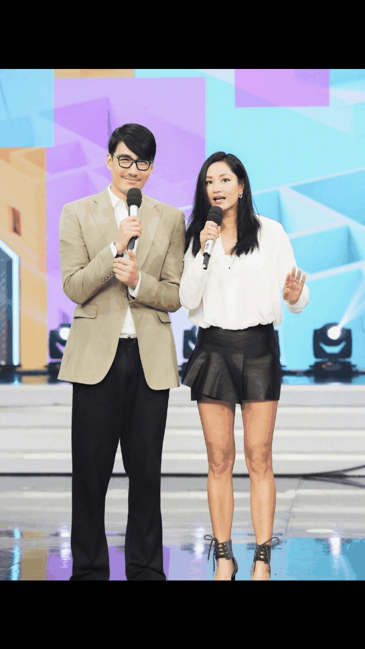 gif创作人# 当年胡兵和初恋女友包海青分手后,爱上了和自己合作过