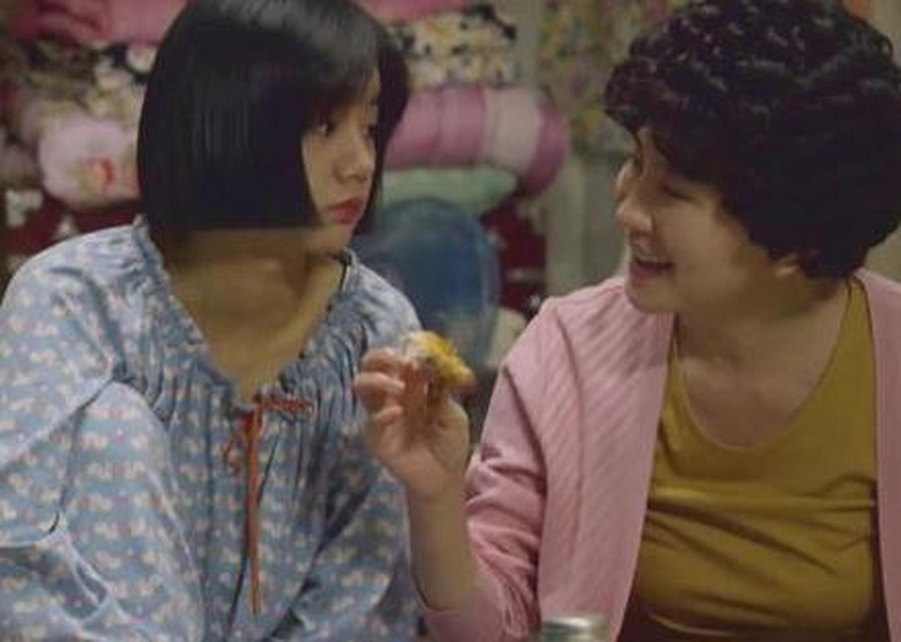 德善妈妈李一花:闪嫁二婚男,惨遭离婚,整容失败沦落到无戏可拍