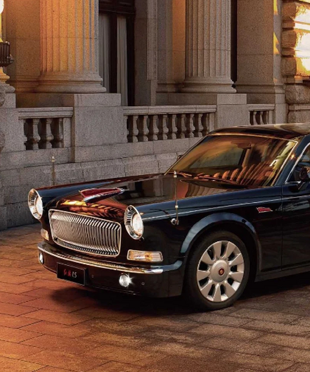 红旗l5,最低售价500w起,修长车身,复古气质,气场强大!