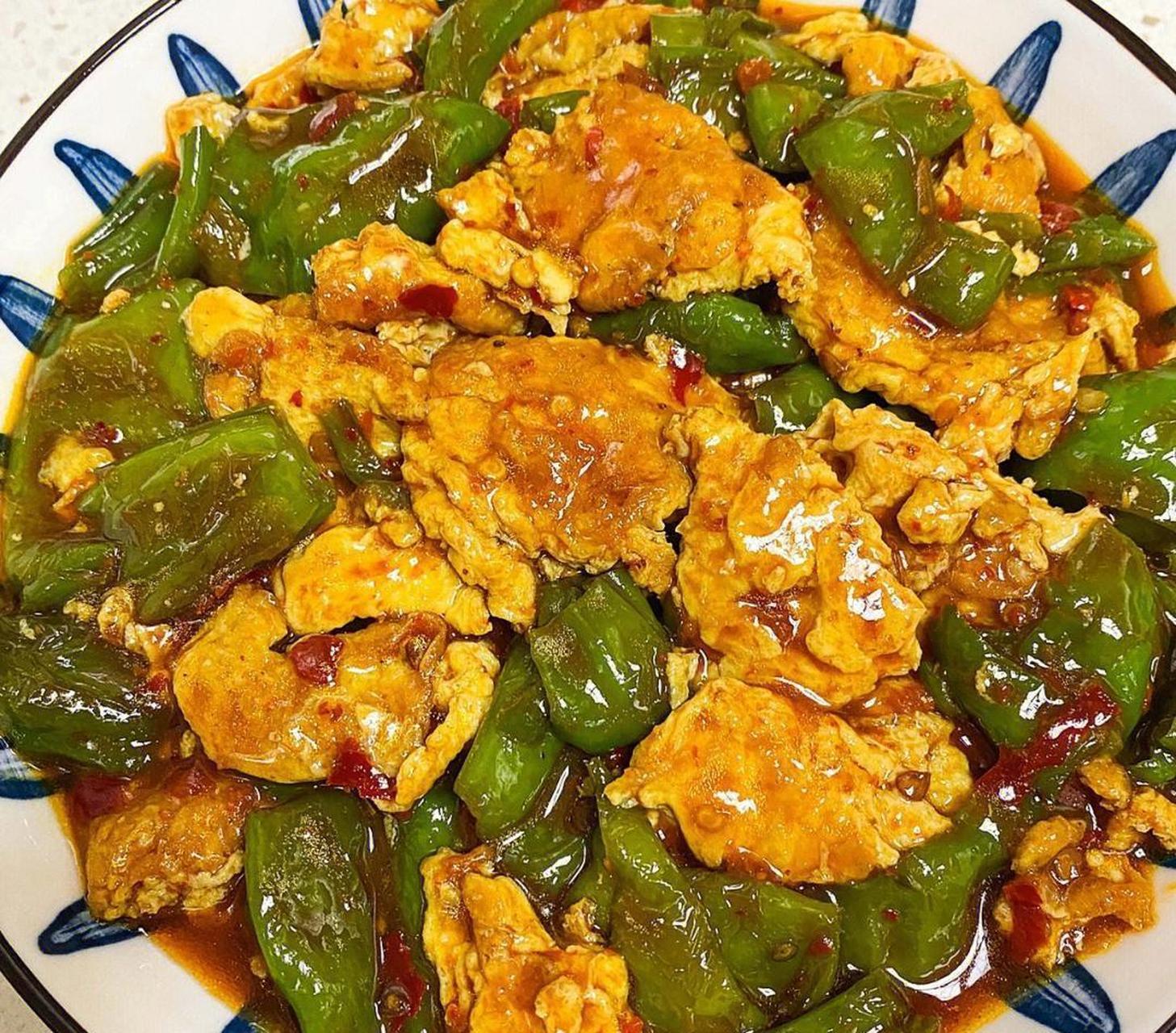青椒酱鸡蛋!好吃又下饭,做法简单零失败!