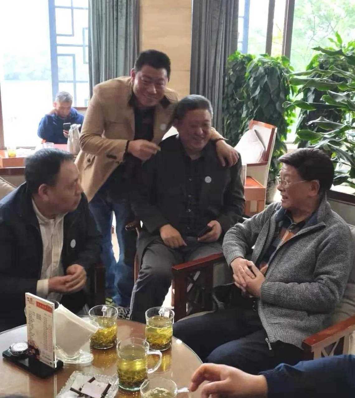 中国川菜张氏门派,老顽家团队舒国重,唐舟收徒吳恒,赵庆仪式在金沙