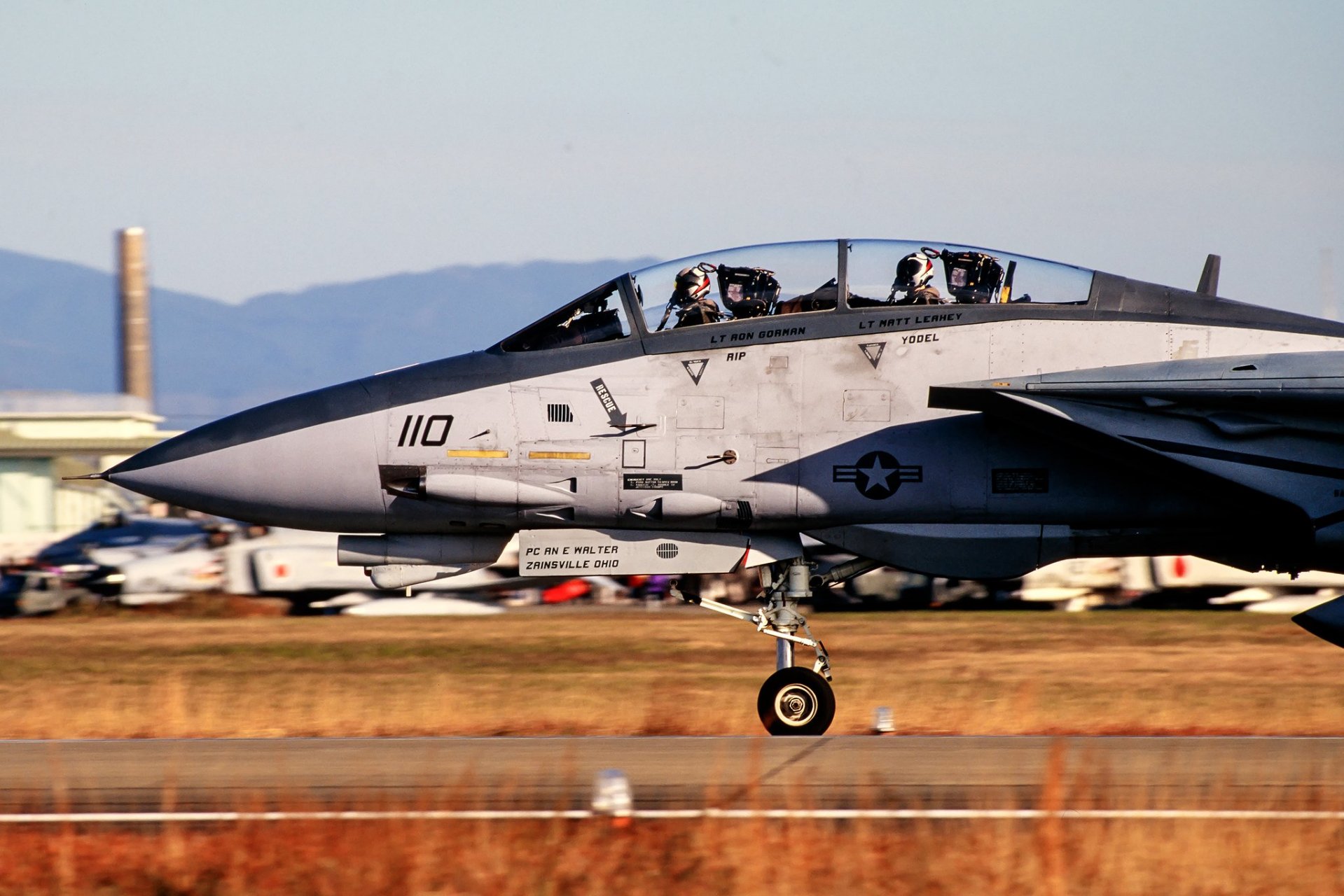 20年前,国外多个型号的双发重型战斗机,国内都有一大批粉丝.