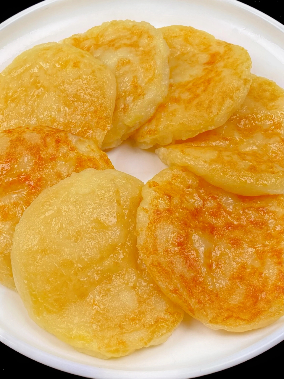 外酥里嫩的奶香土豆饼,也泰香了叭!