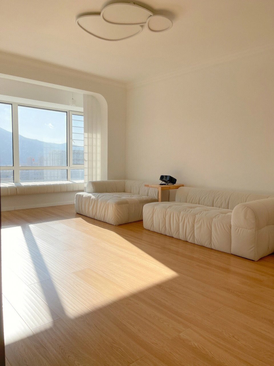 "家徒四壁"的装修,其实比奢华的欧式风格还"贵气" 不是简单的装修