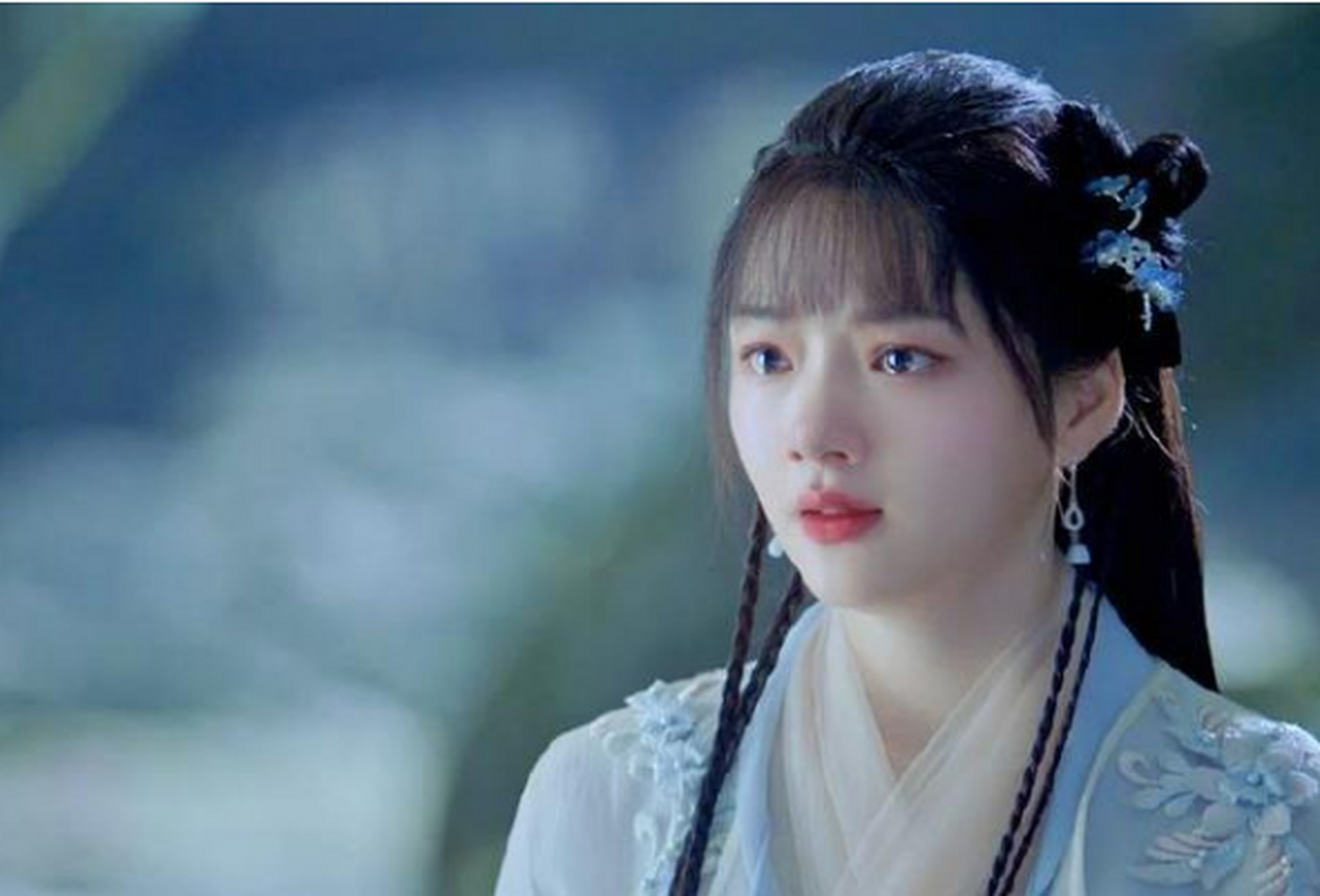 玉骨遥里的造型,那个假发简直太让人出戏