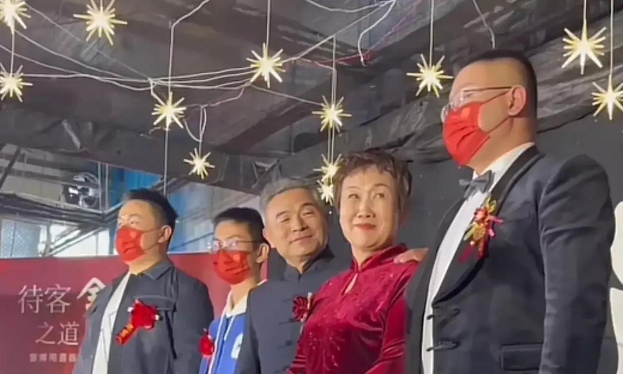 郭刚堂的大儿子郭振, 教师职业和研究生学历, 二儿子在北京上博士, 三