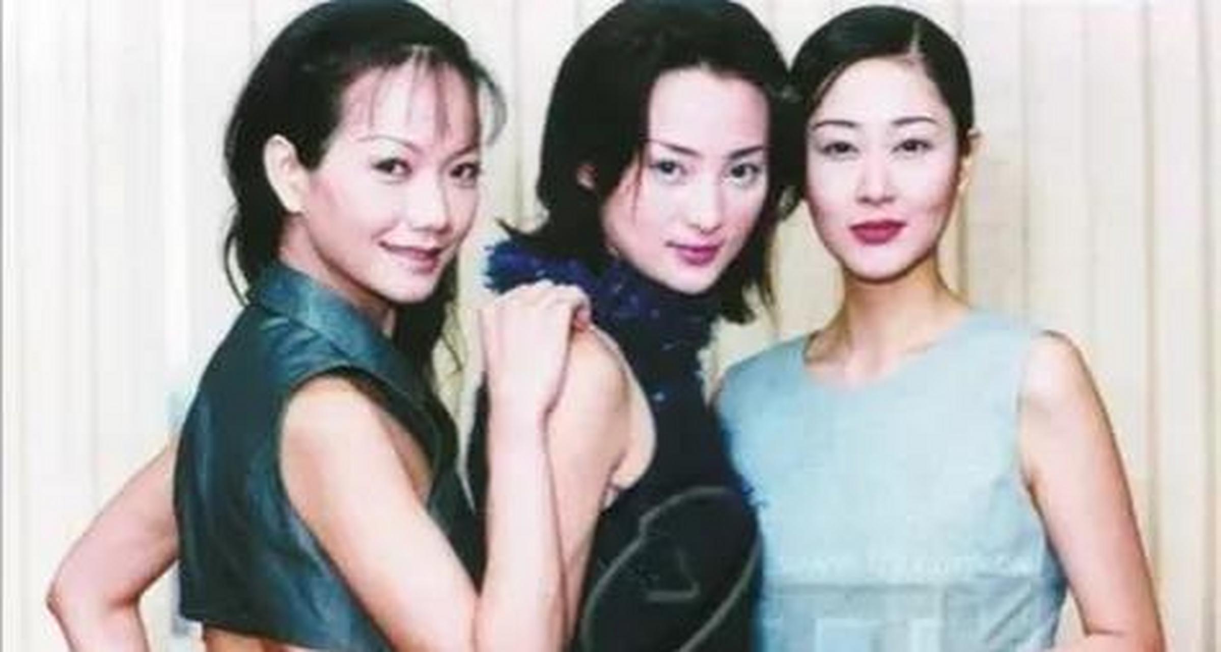 于佳卉:"蒋勤勤,你抢了我丈夫.别再躲了.勇敢地承认吧.