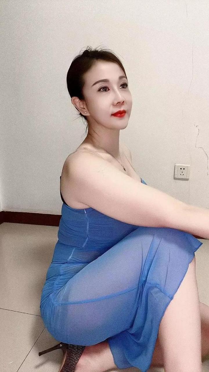 丰满丈母娘的骚乱13