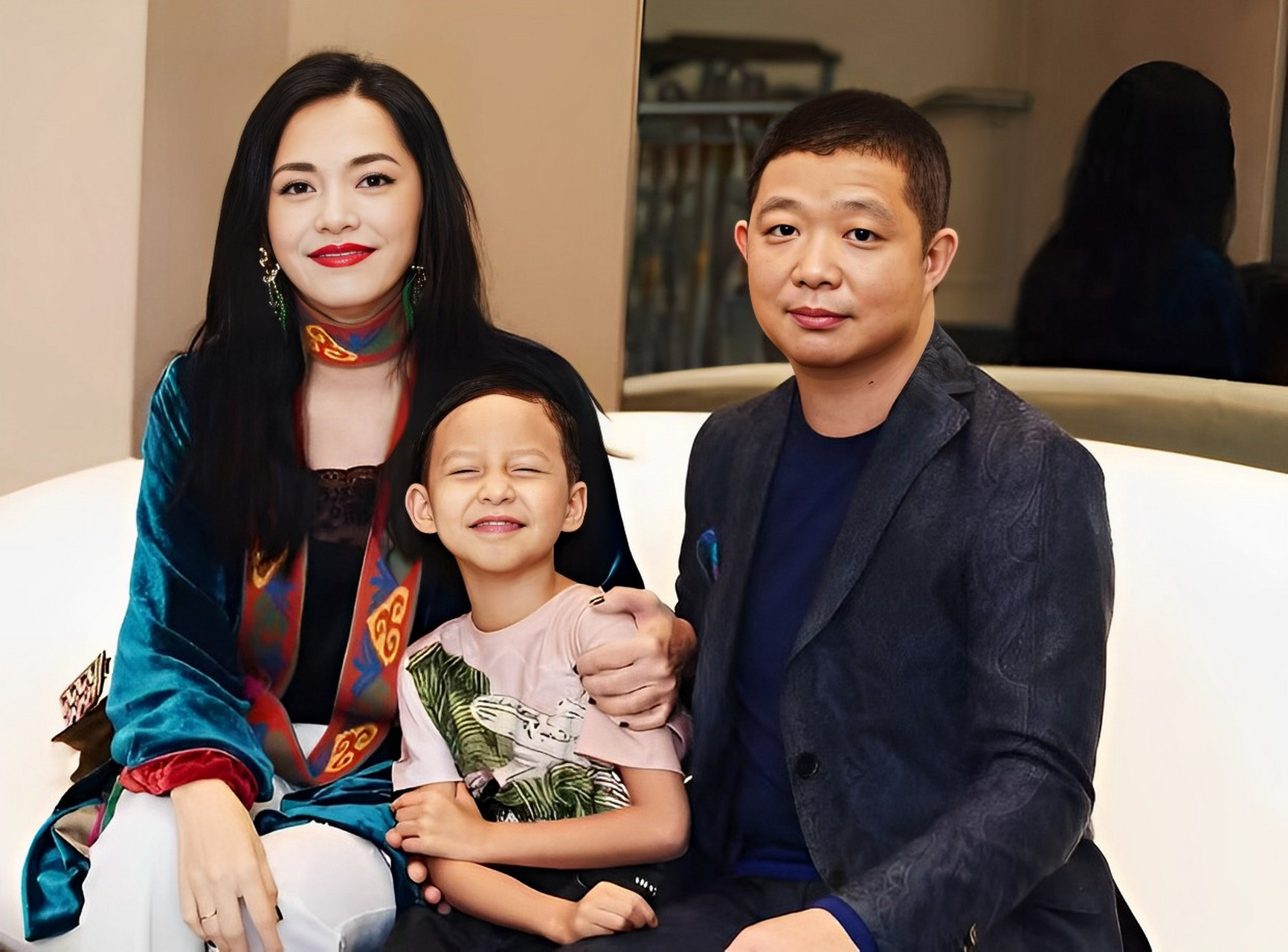 你想离婚吗?"姚晨对曹郁大喊大叫!