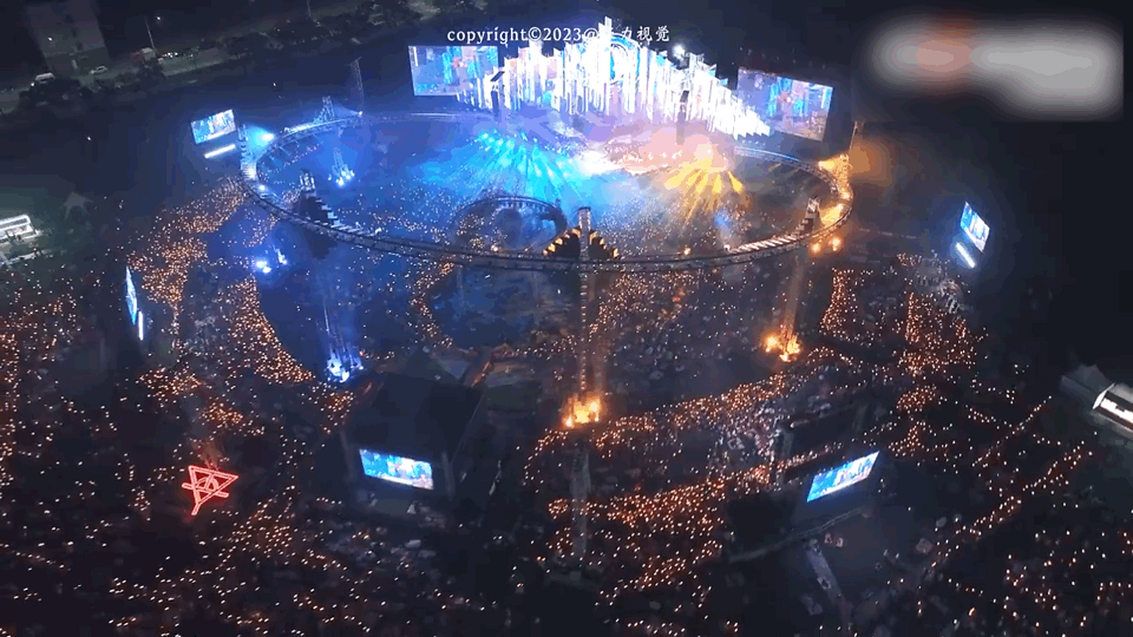 华晨宇杭州演唱会首场舞美