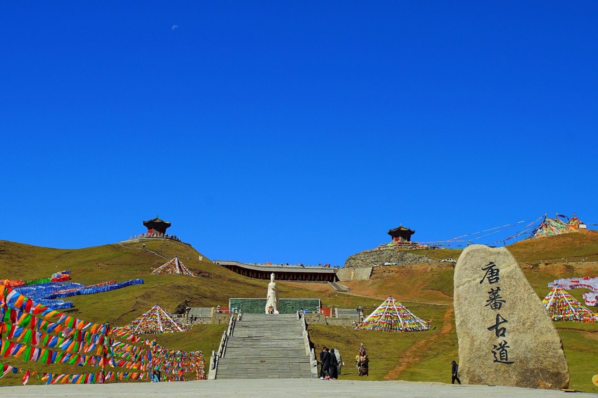 西宁日月山,简直是一片仙境!
