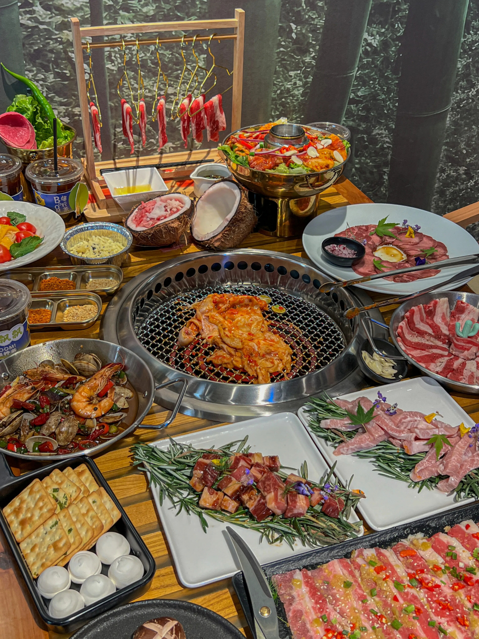 图一,江苏的朋友吃夜宵 图二,四川的朋友吃夜宵 图三,重庆的朋友吃