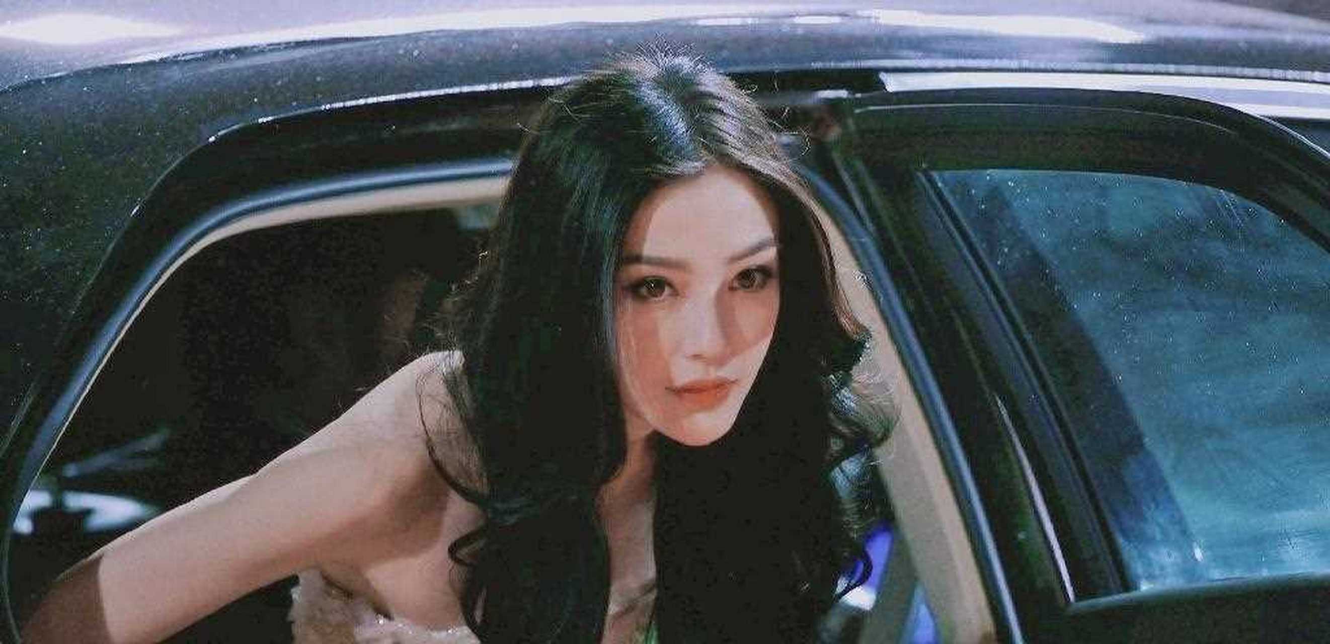 angelababy威尼斯电影节,一眼万年,好美啊[太阳]