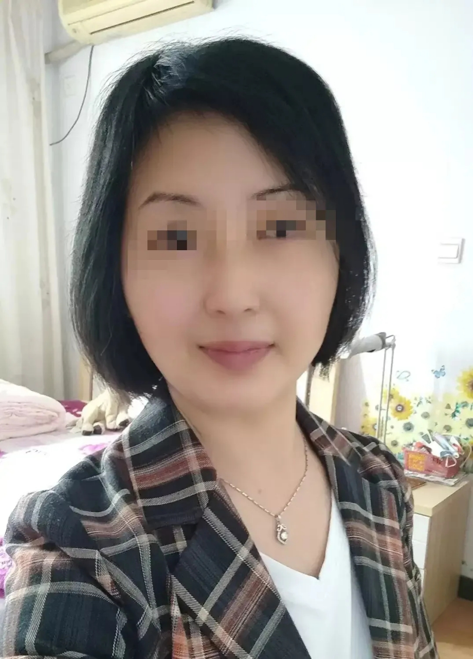 离婚女人私人电话图片