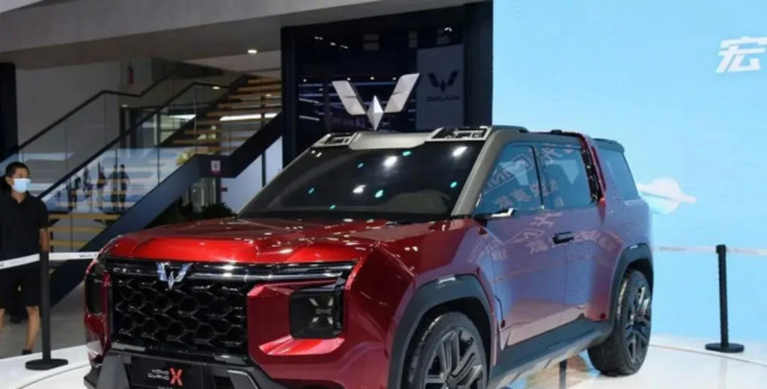 五菱宏光侠的内饰设计我觉得其实并不太像概念车,反而就像一辆量产