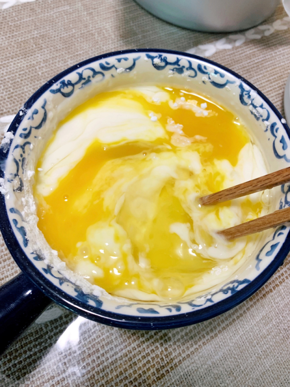 这几天何炅同款酸奶蒸蛋糕了 给大家分享另一种【烤箱版】的酸奶蛋糕